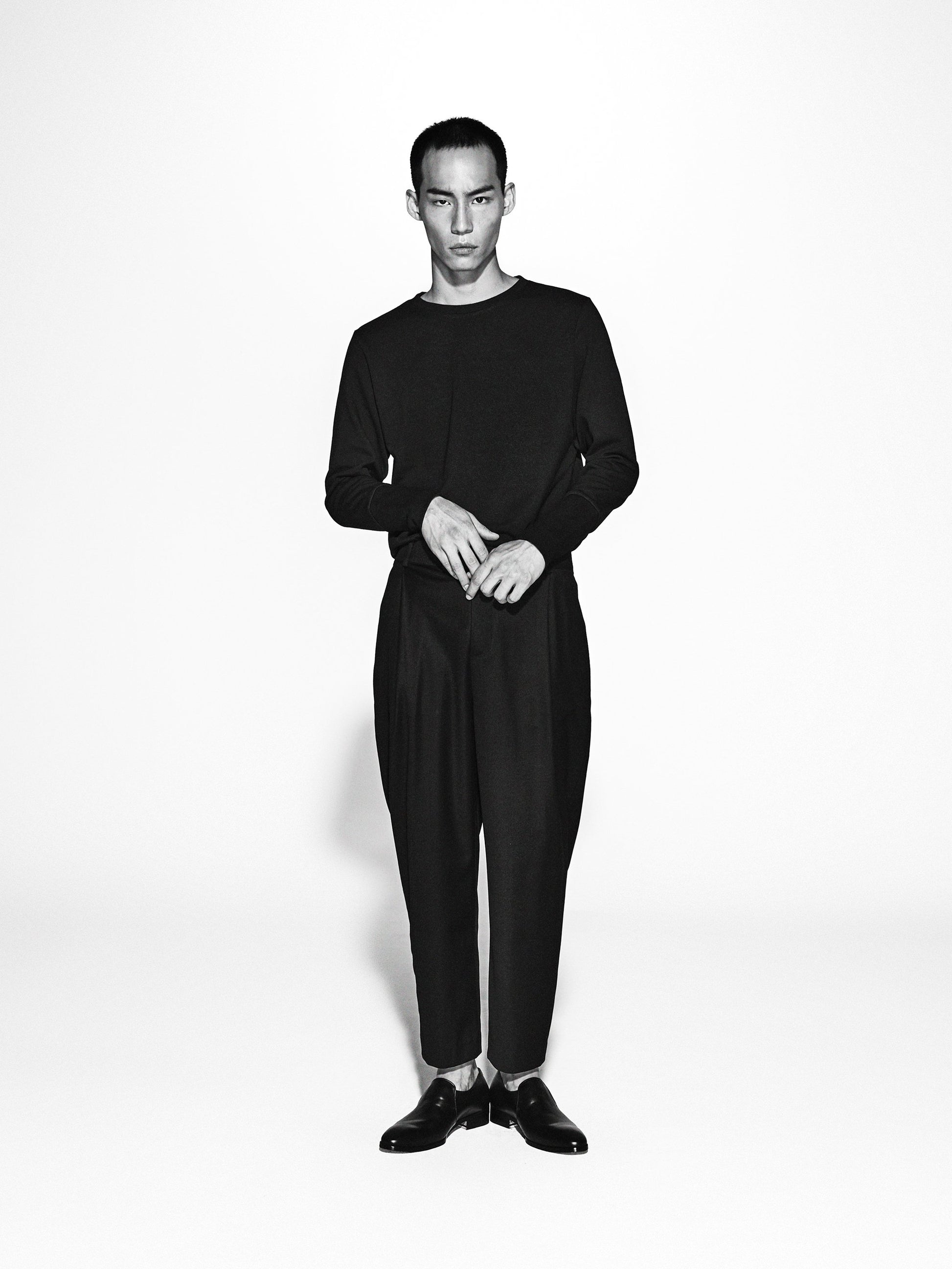 반달리스트 슬릭 로퍼 메인 모델